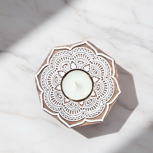 WOODEN T LIGHT HOLDER